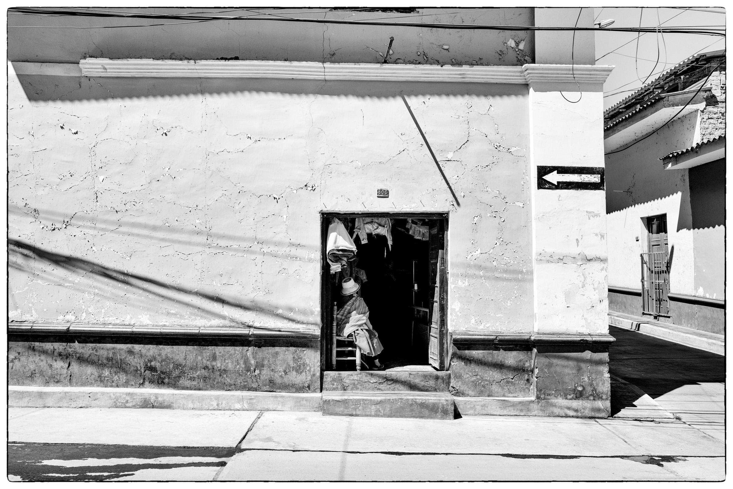 L'Entrée Obscure
